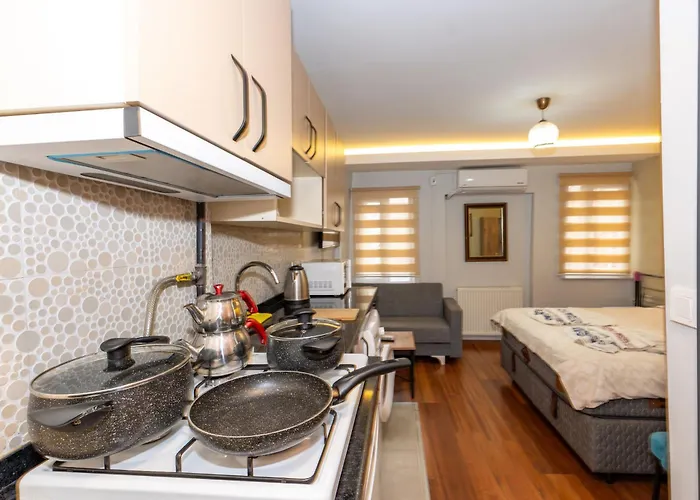 Rest At * Стамбул