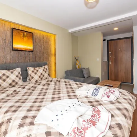 Rest At Апартаменты *