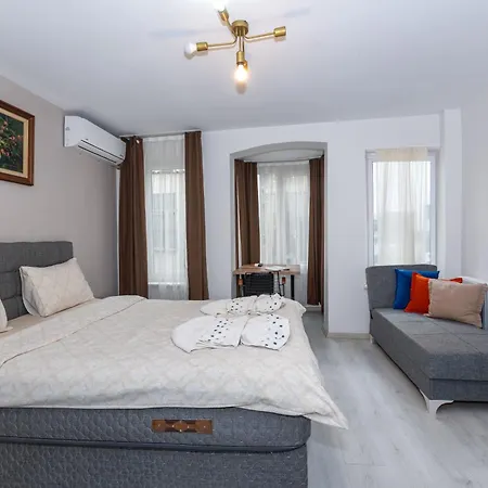 Apartament Rest At *