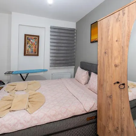 Apartament Rest At *