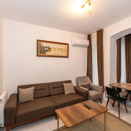 Apartment Rest At