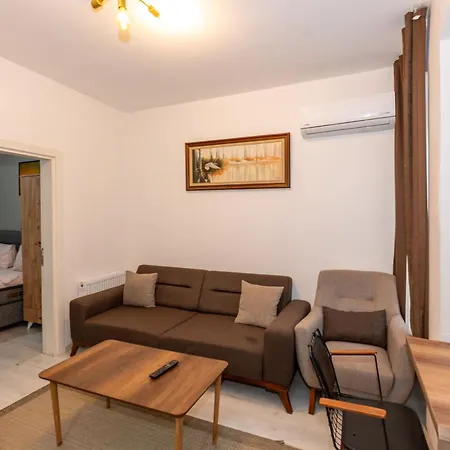 Rest At Apartment Istanbul